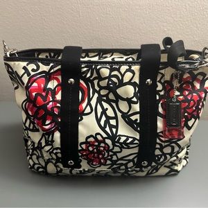 Coach poppy tote